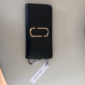 Marc Jacobs wallet